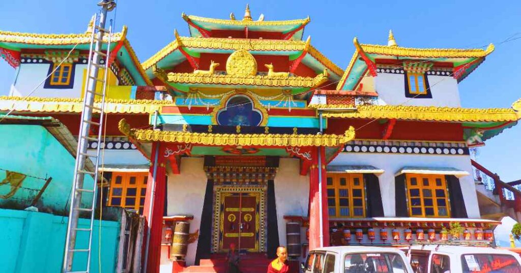 Front View of Durpin Monastery Kalimpong www.traveltalesclub.com